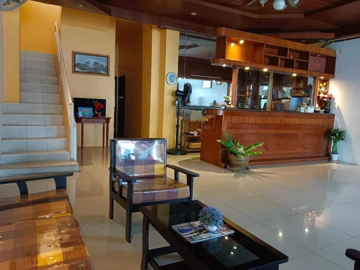 Palada Guest House Hua Hin Bagian luar foto