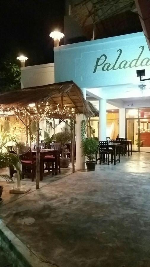 Palada Guest House Hua Hin Bagian luar foto