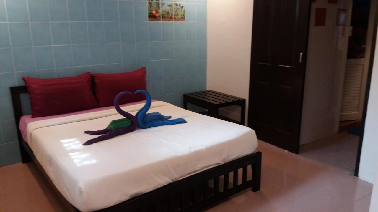 Palada Guest House Hua Hin Bagian luar foto