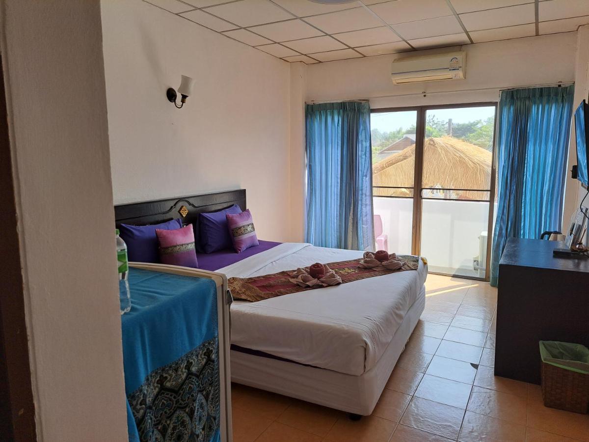Palada Guest House Hua Hin Bagian luar foto